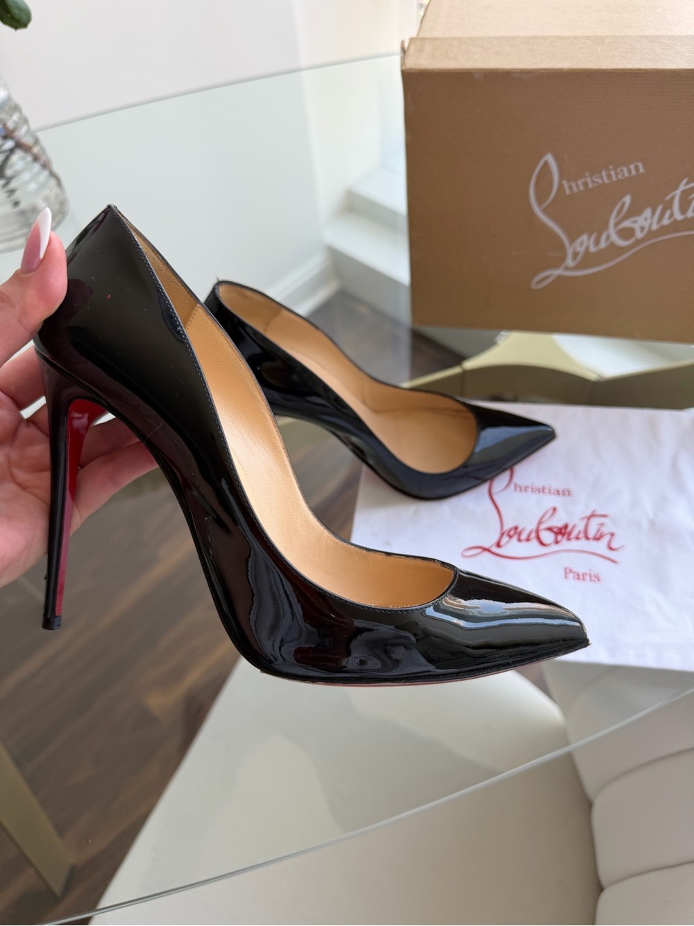 Christian Louboutin Patent Pigalle 100
Pumps 39 EU and 8 US Black - Picture 3 of 7